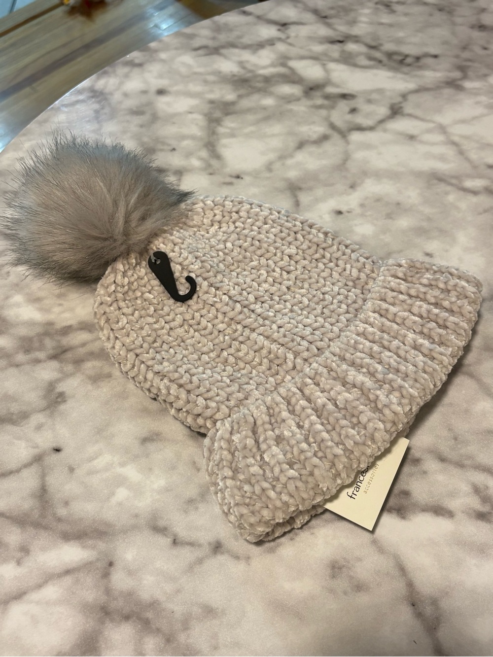NEW Francesca's Collections Pom Beanie
